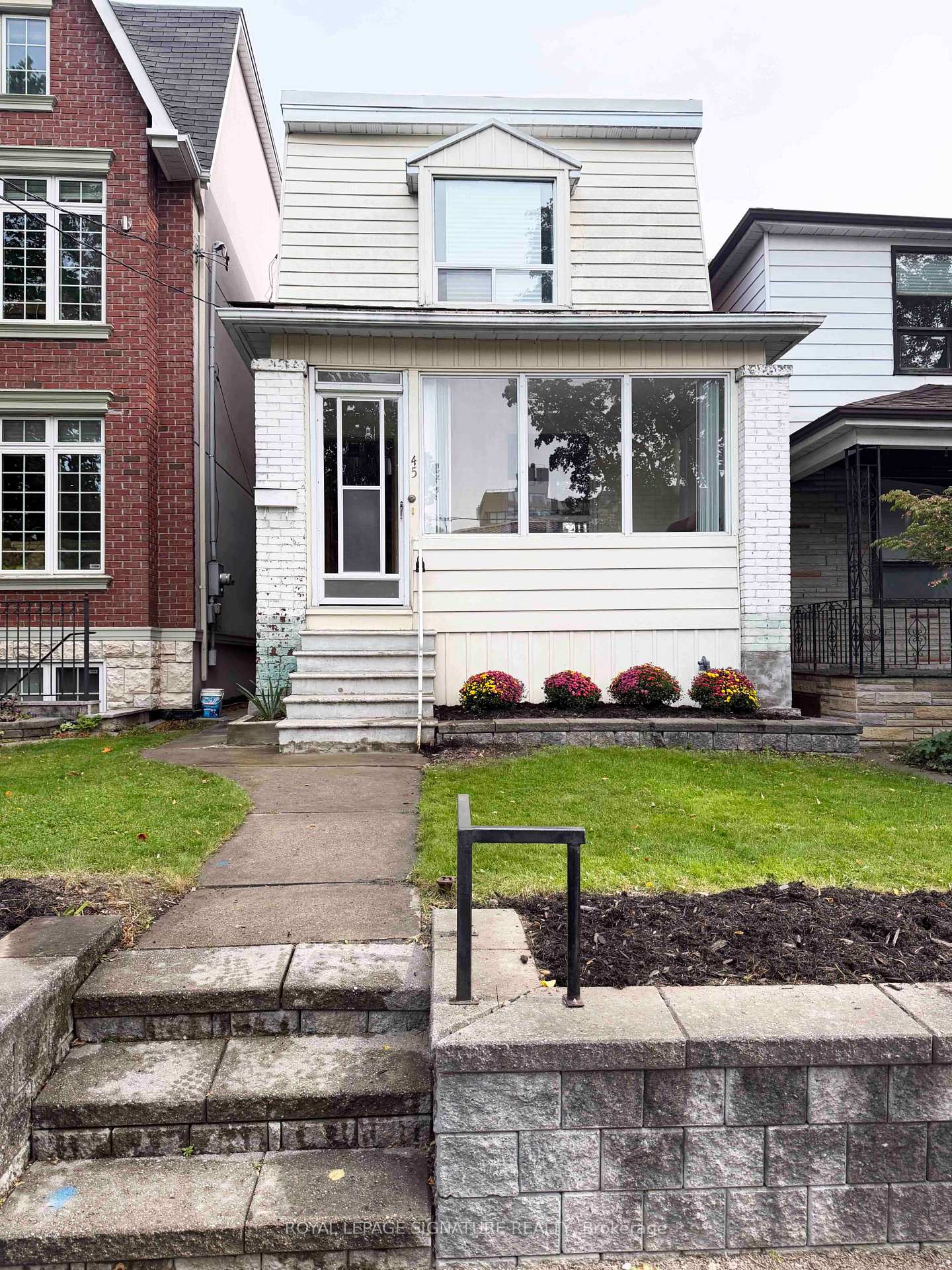 45 Eaton Avenue Toronto Ontario Canada Sale residential   Bruce Murray - Real Estate Homeward, Brokerage