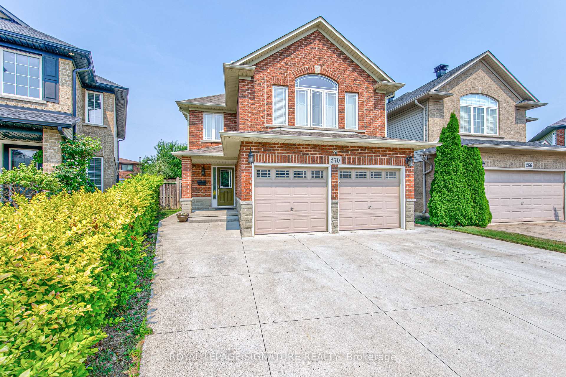 270 Springvalley Crescent Hamilton Ontario Canada Sale residential Stephen Crouch Royal LePage Signature Realty, Brokerage