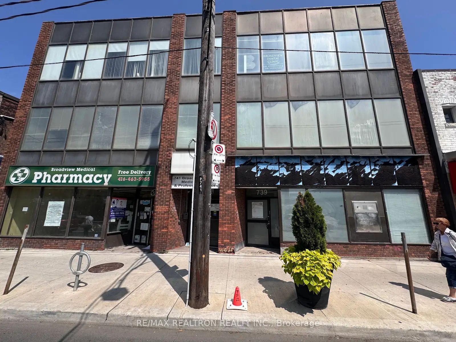739 Broadview Avenue Toronto Ontario Canada Lease commercial   Bruce Murray - Real Estate Homeward, Brokerage