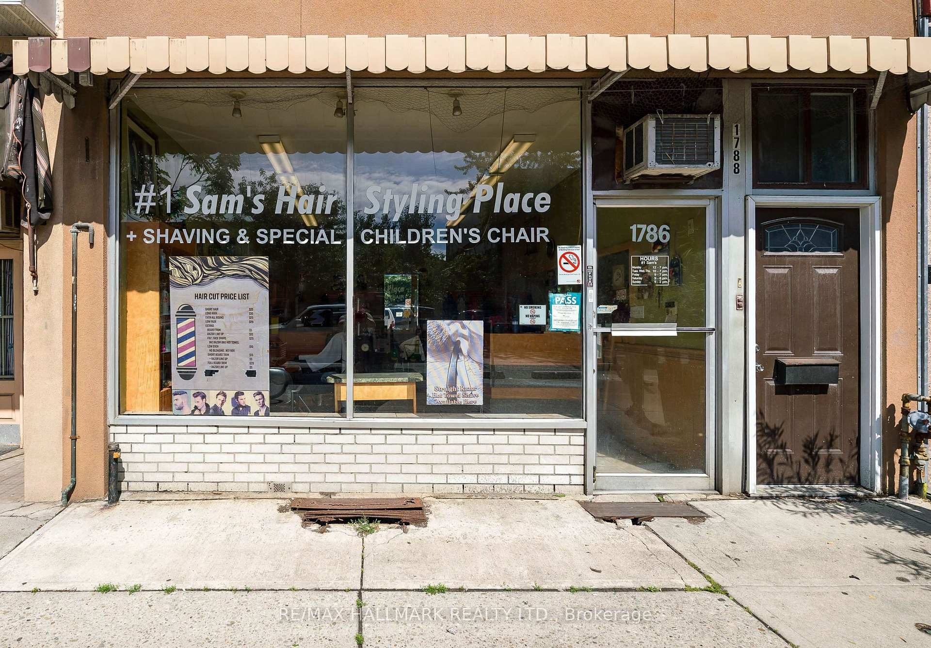 1786 Danforth Avenue Toronto Ontario Canada Sale commercial   Bruce Murray - Real Estate Homeward, Brokerage