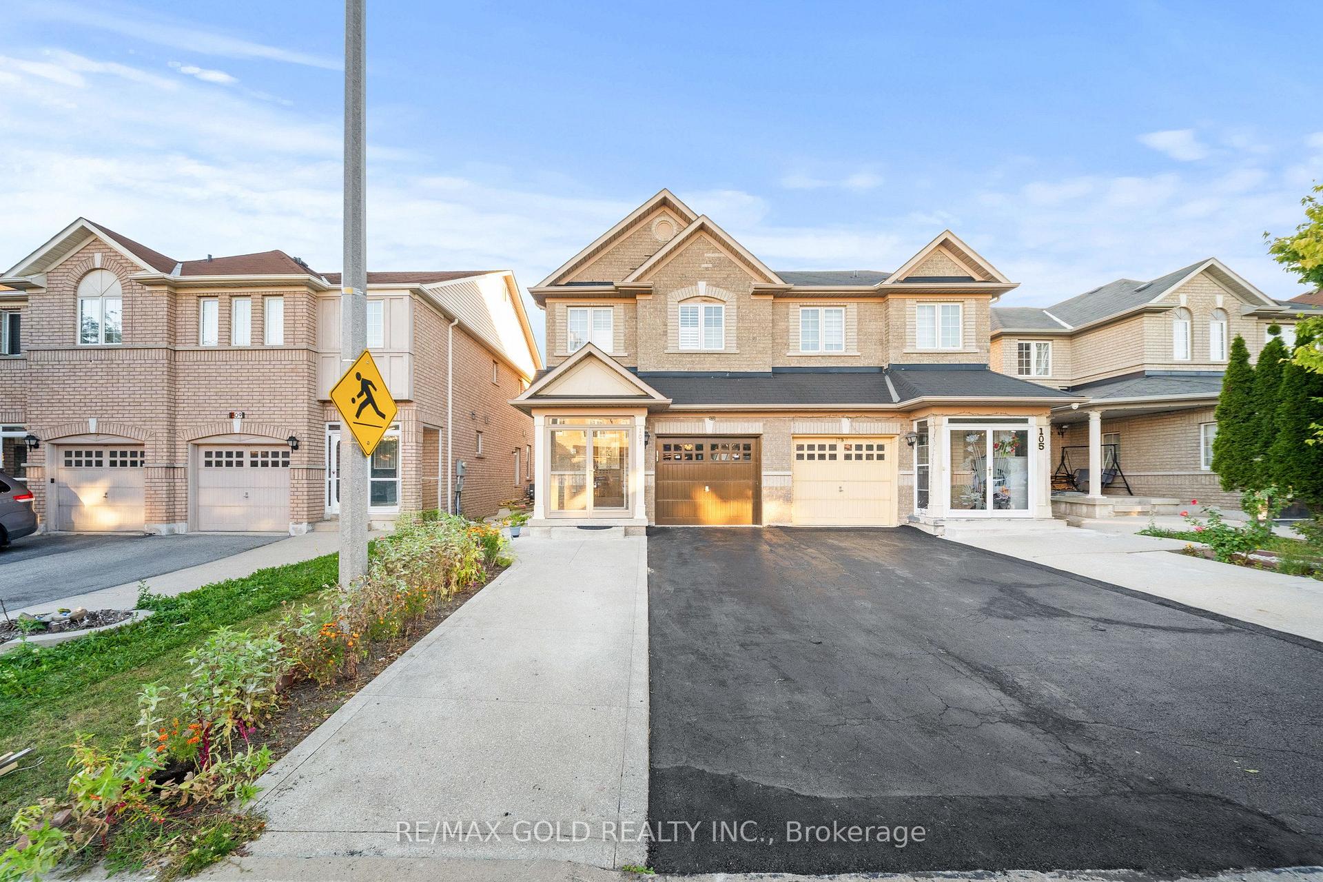 107 Crystalview Crescent Brampton Ontario Canada Sale residential Ray Datta RE/MAX Gold Realty Inc., Brokerage