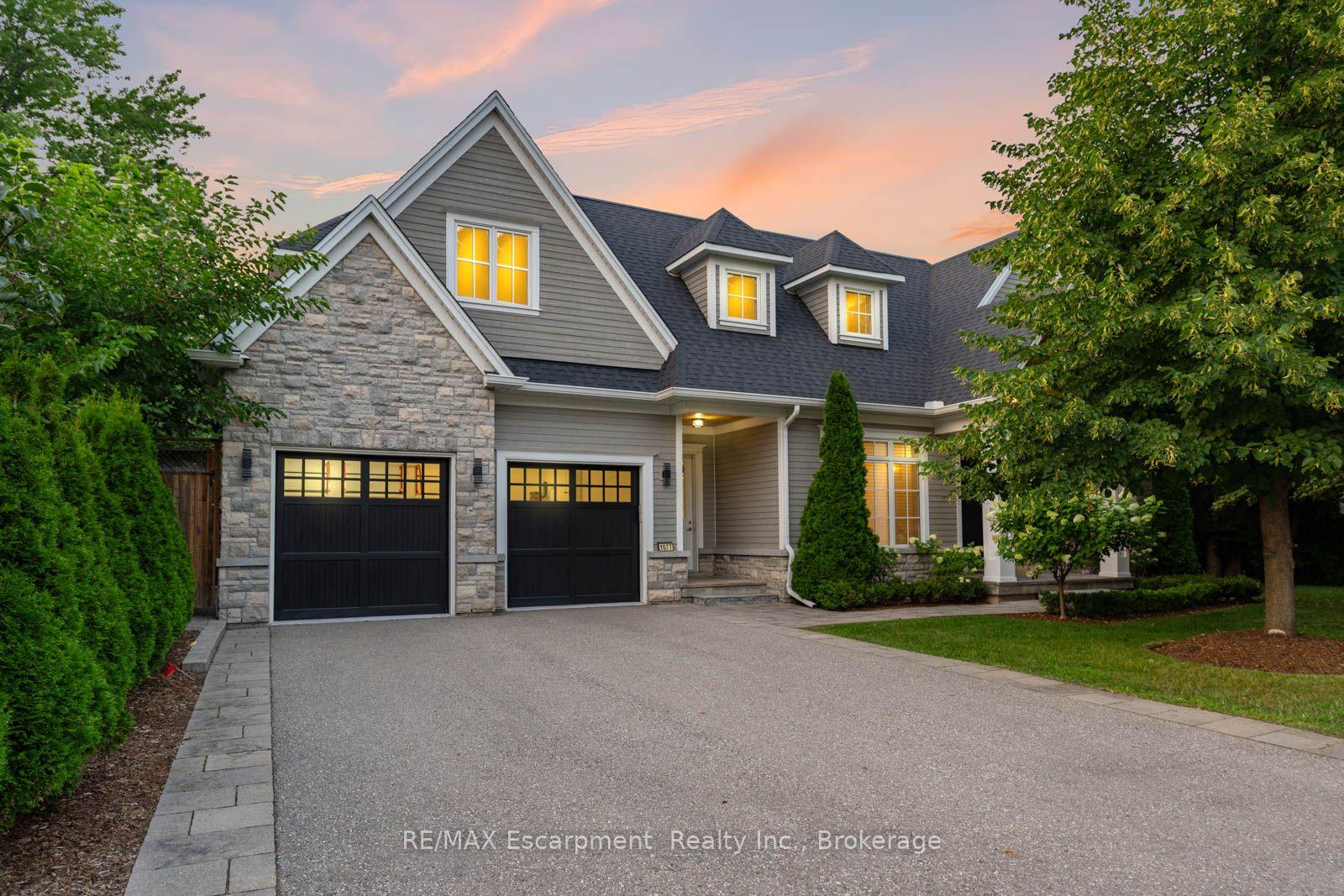 1077 Bridge Road Oakville Ontario Canada Sale residential Jeffrey Vella Royal LePage Realty Plus, Brokerage*