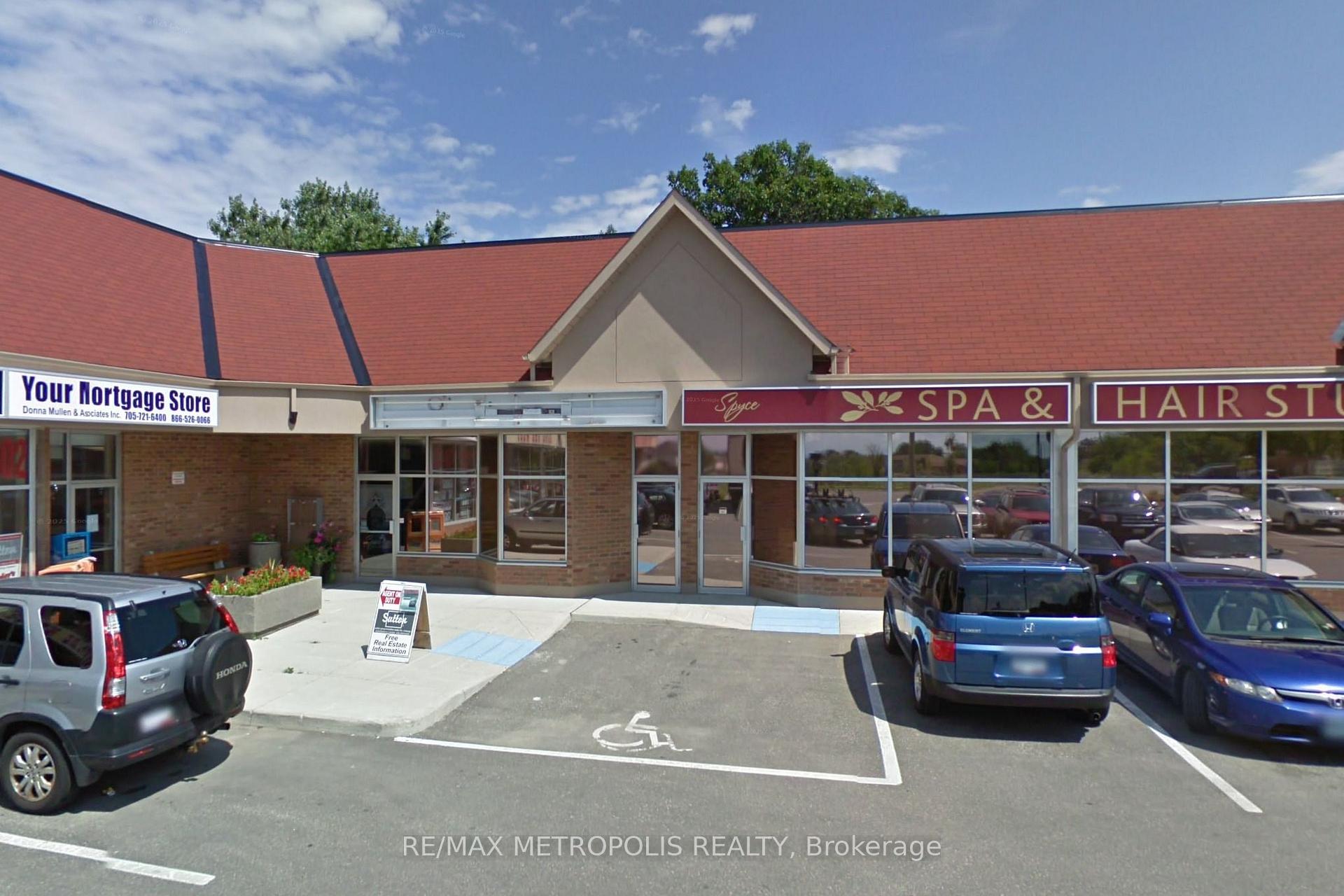 6 - 211 Ferndale Drive S Barrie Ontario Canada Lease commercial Sabina Hassan RE/MAX Metropolis Realty Brokerage*