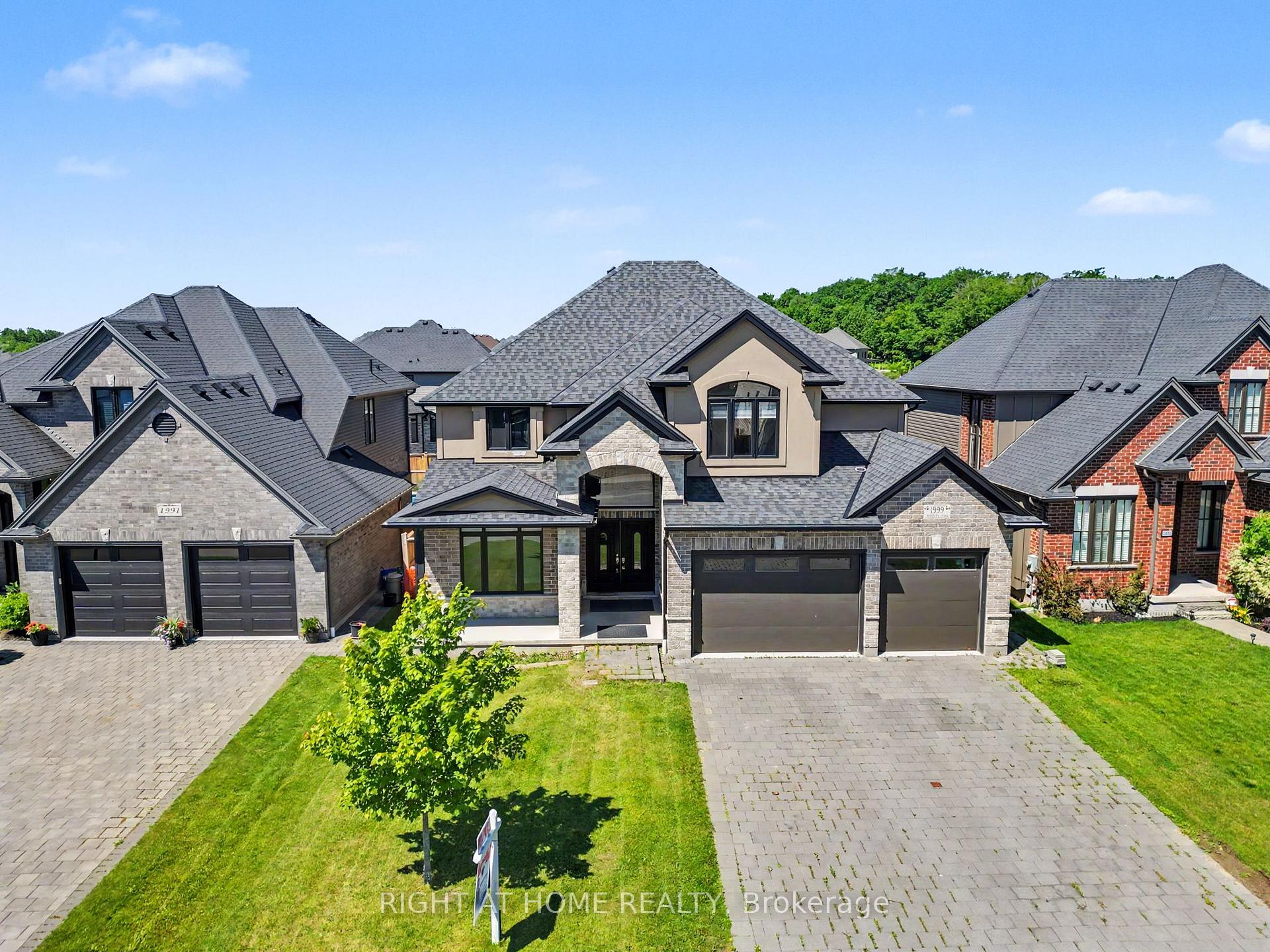 1999 Maddex Way London North Ontario Canada Sale residential Frank Pontes RIGHT AT HOME REALTY