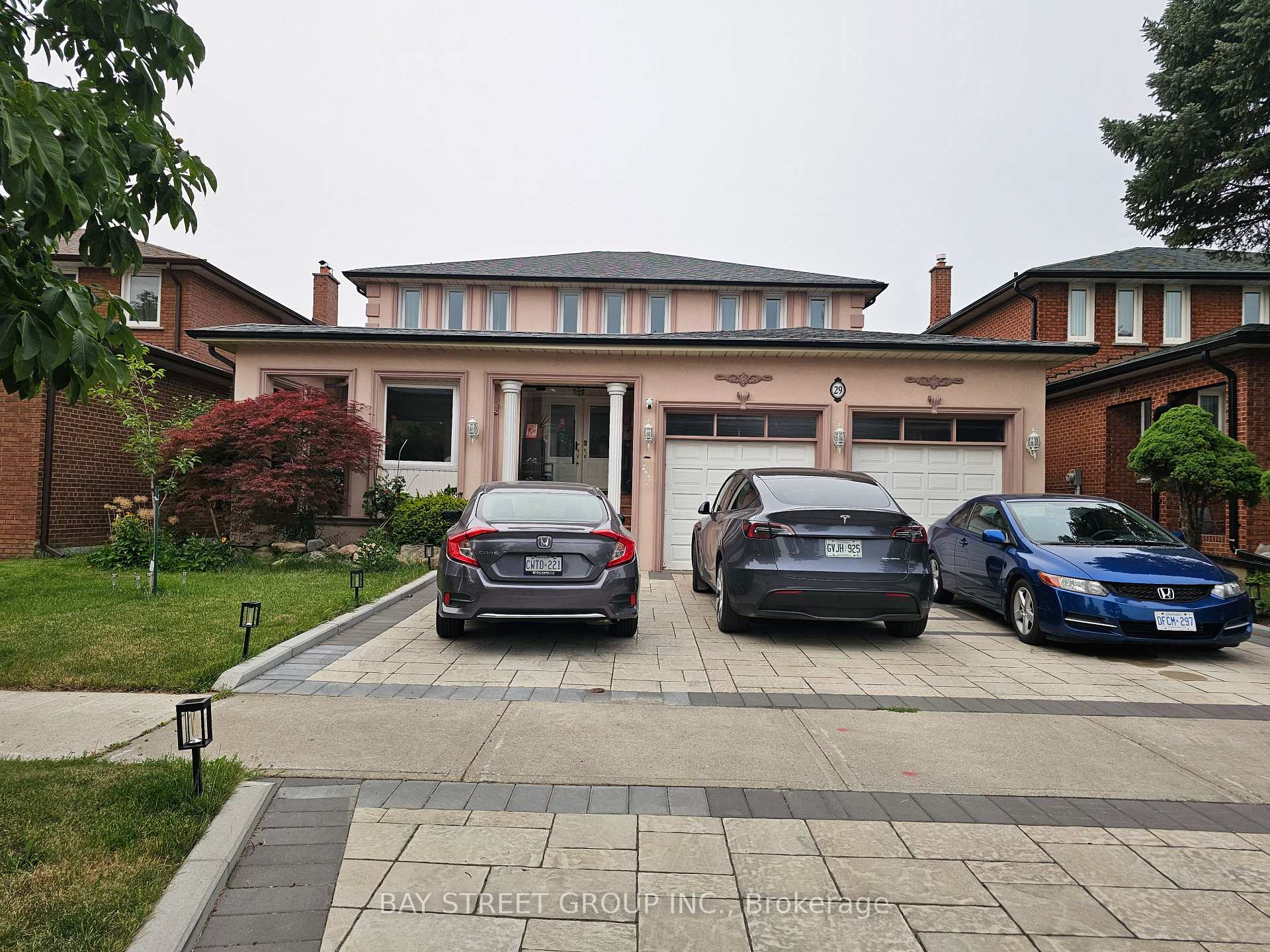 main #1 - 29 Elmartin Drive Toronto Ontario Canada Rent residential Mohammad Niaz  Bay Street Group
