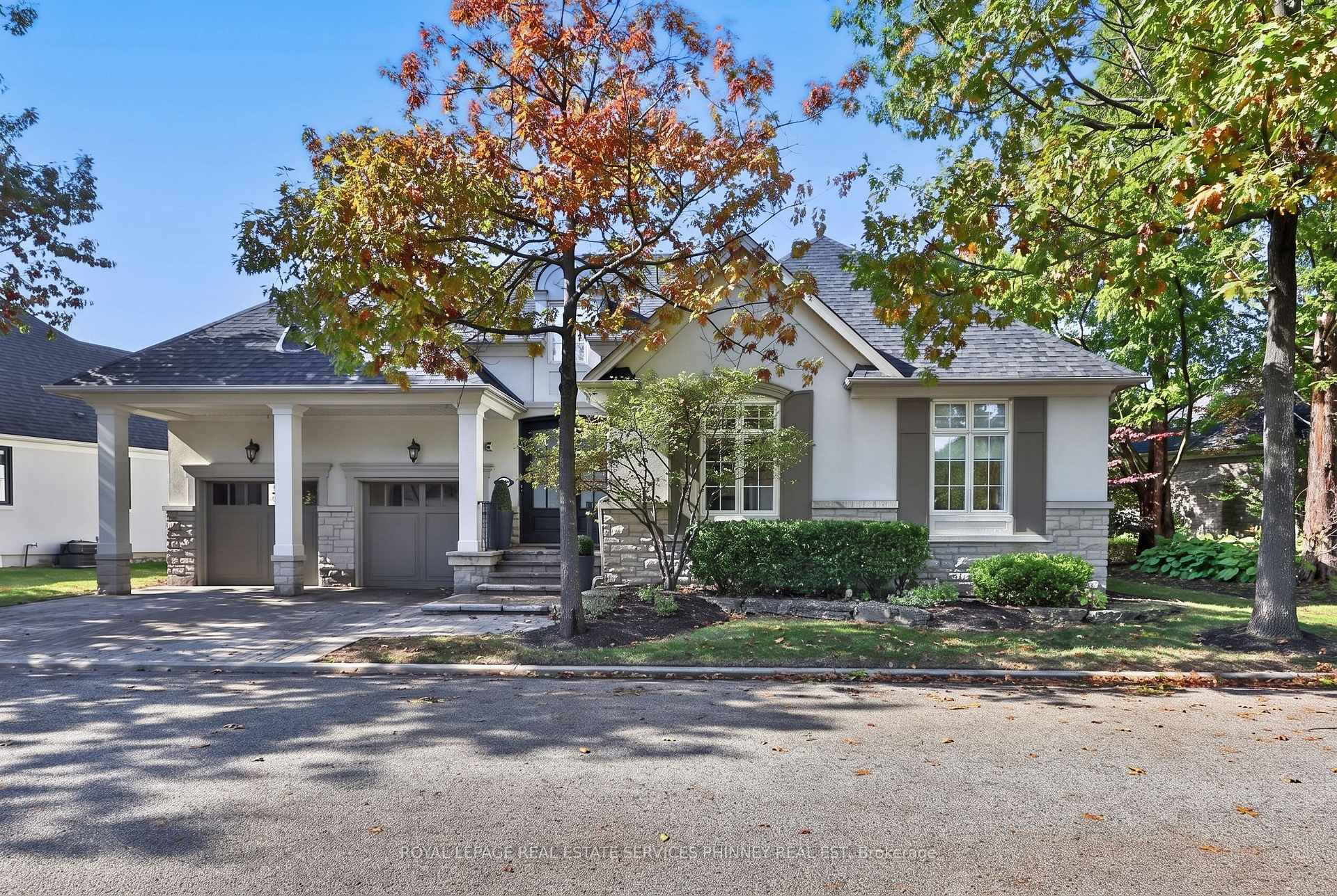 713 Hidden Grove Lane Mississauga Ontario Canada Sale residential Jeffrey Vella Royal LePage Realty Plus, Brokerage*