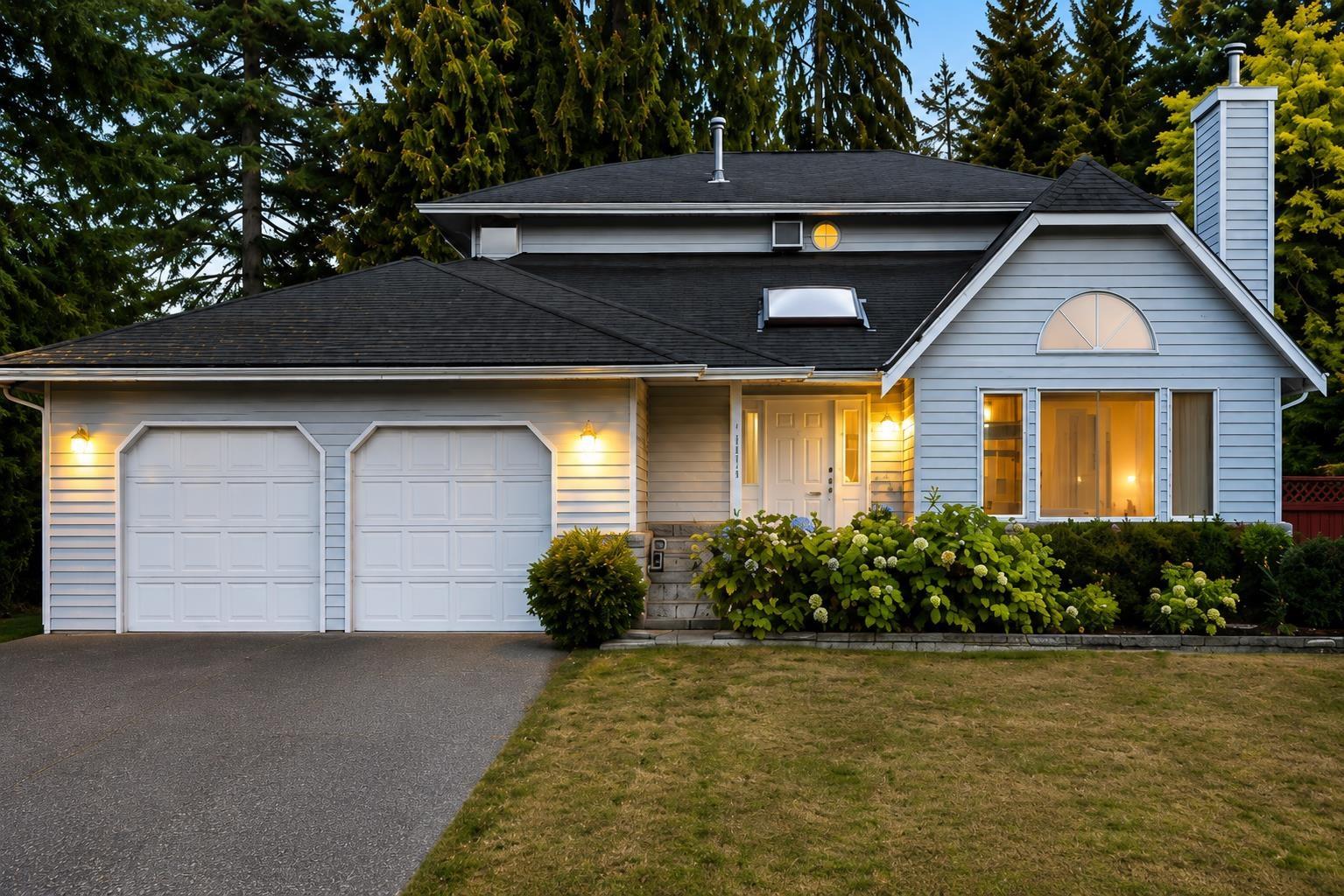 14374 86A AVENUE Surrey British Columbia Canada Sale residential   HomeLife Benchmark Realty Corp.