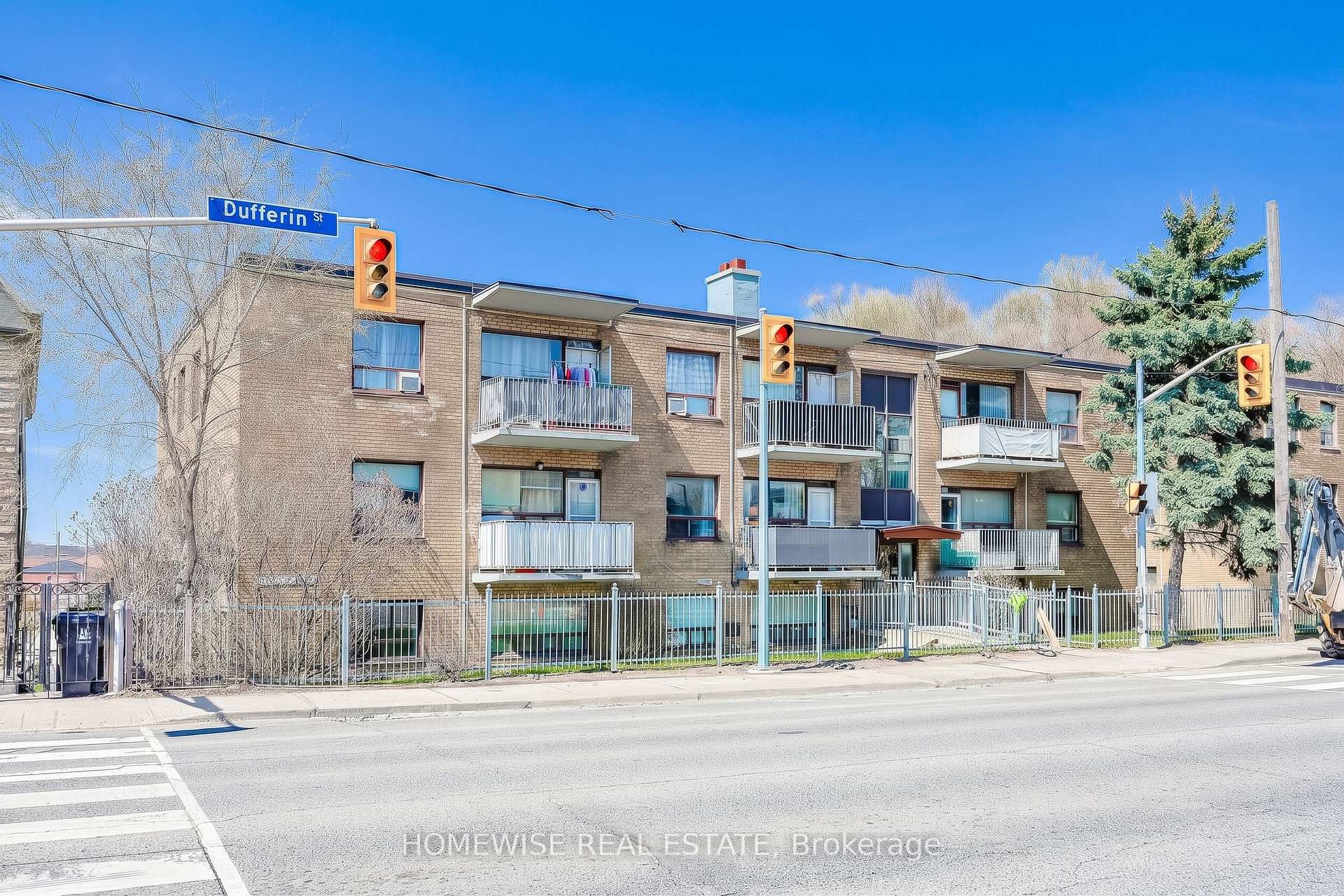 207 - 2204 Dufferin Street Toronto Ontario Canada Rent residential   MOVETA REALTY INC., Brokerage*