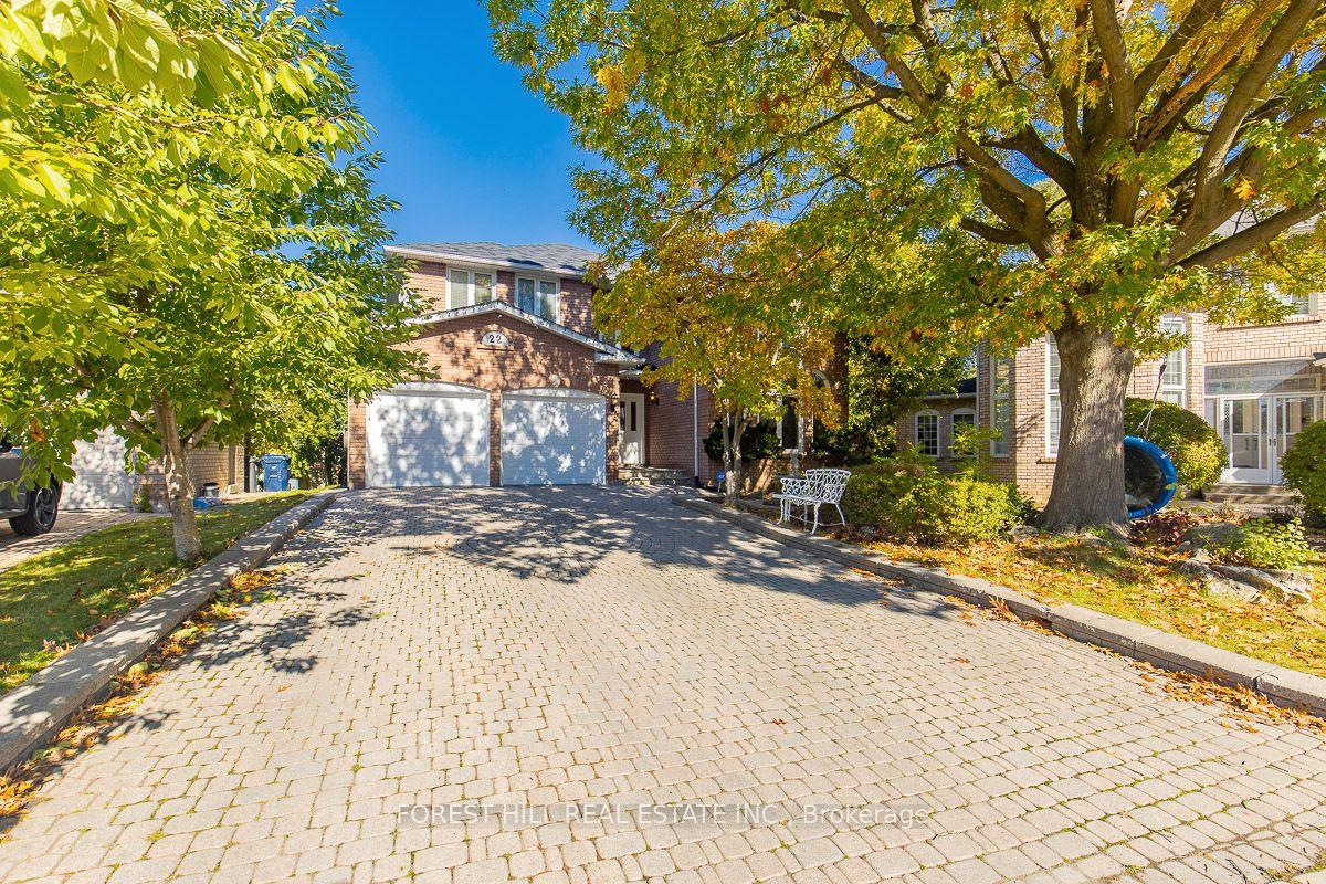 22 Jardin Hill Court Toronto Ontario Canada Sale residential Pasha Farzaneh Forest Hill Real Estate Inc., Brokerage *