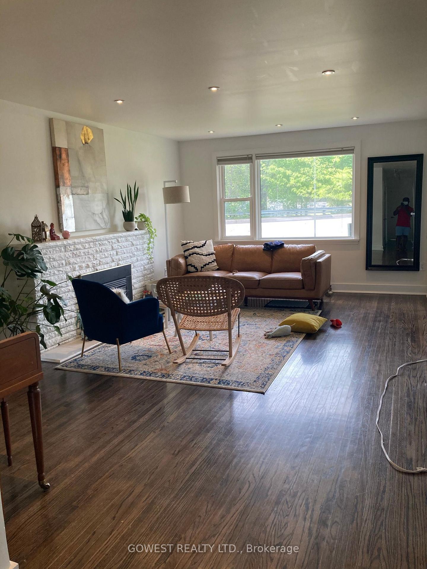 1 - 4613 Dundas Street W Toronto Ontario Canada Rent residential   MOVETA REALTY INC., Brokerage*