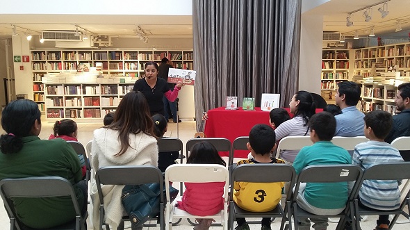Imagen 1 de El Fondo visita tu escuela. Colaboración FCE-SEP en México