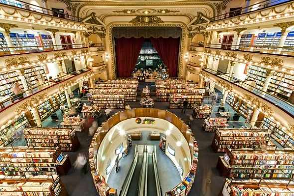 Imagen 1 de Las bibliotecas norteamericanas se llenan de millennials y adolescentes lectores