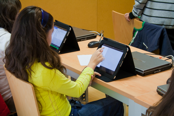 Imagen 1 de Pearson analiza la irrupción del móvil en la educación, los juegos y la edición