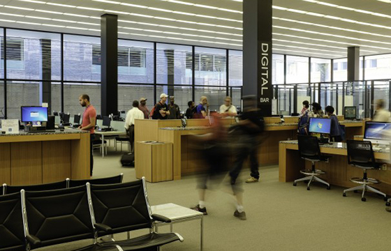Imagen 1 de Nuevo espacio de trabajo colaborativo en la biblioteca pública de Washington DC 