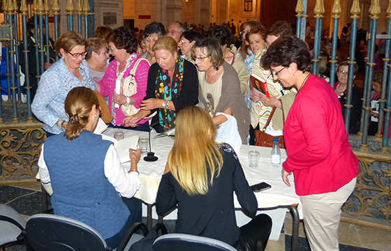 Imagen 4 de Las escritoras Carmen Posadas y Marta Robles celebran la lectura en Uclés (Cuenca)