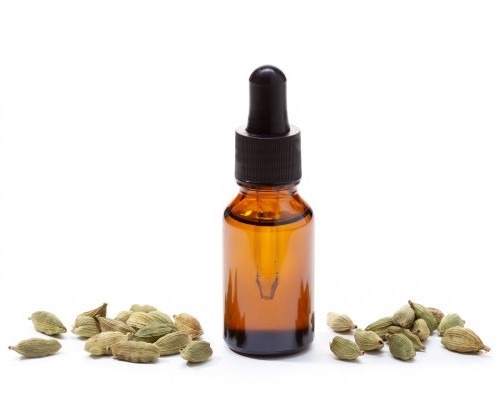 can dogs have cardamom essential oil