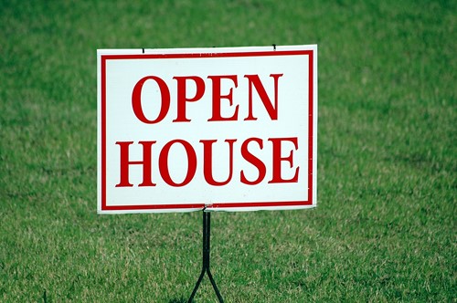 When to Hold a Successful Open House