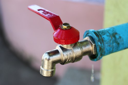 4 Home plumbing issues you can solve