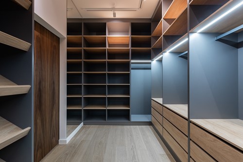 Get the Most Out of Your Walk-In Closet With These Key Features