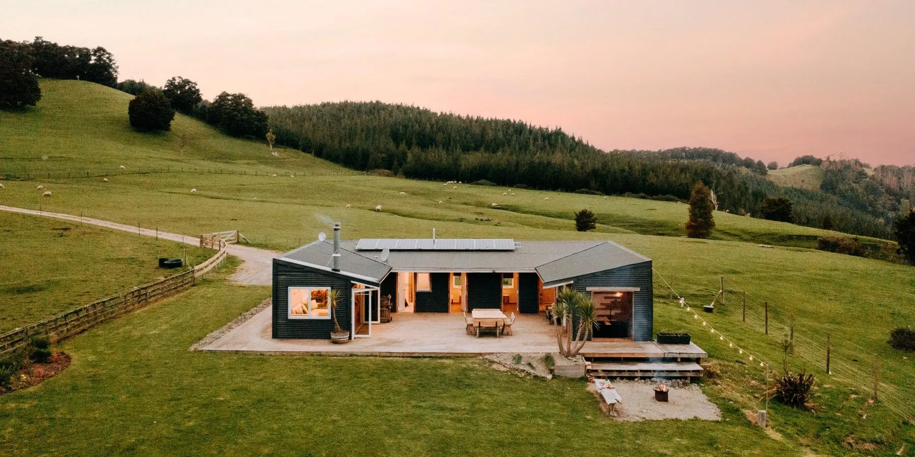 Drovers Lookout Hawkes Bay family school holiday stay Wellington