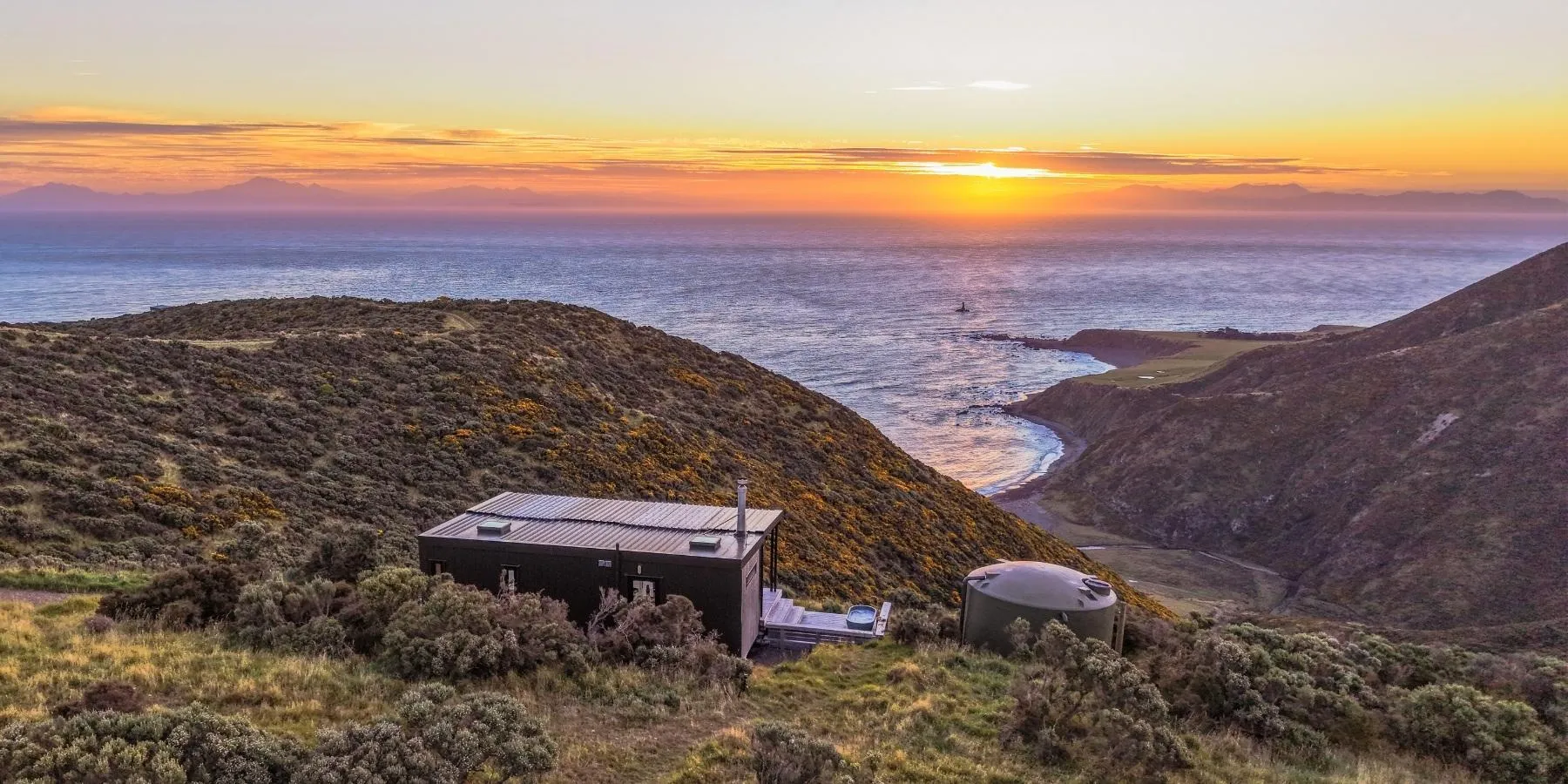 The Ocean House Wellington coastal glamping