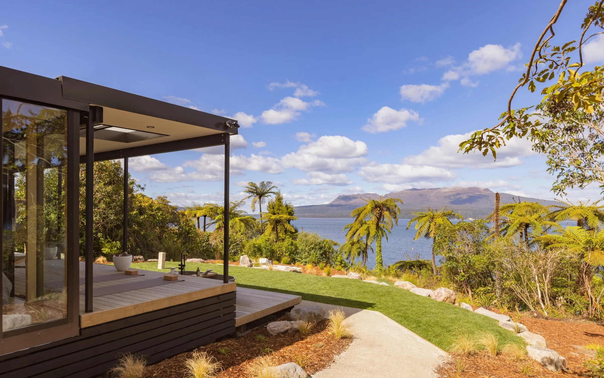 Tarawera Hideaway, Rotorua accommodation, Bay of Plenty