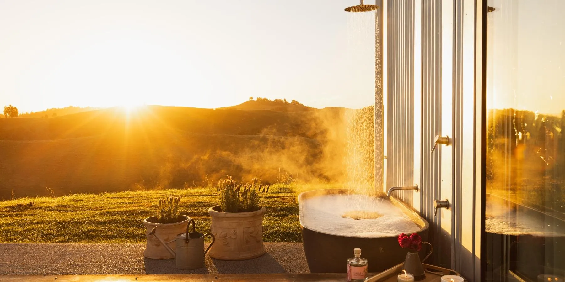 The Waitomo Woolshed Waikato cosy cabin outdoor bath