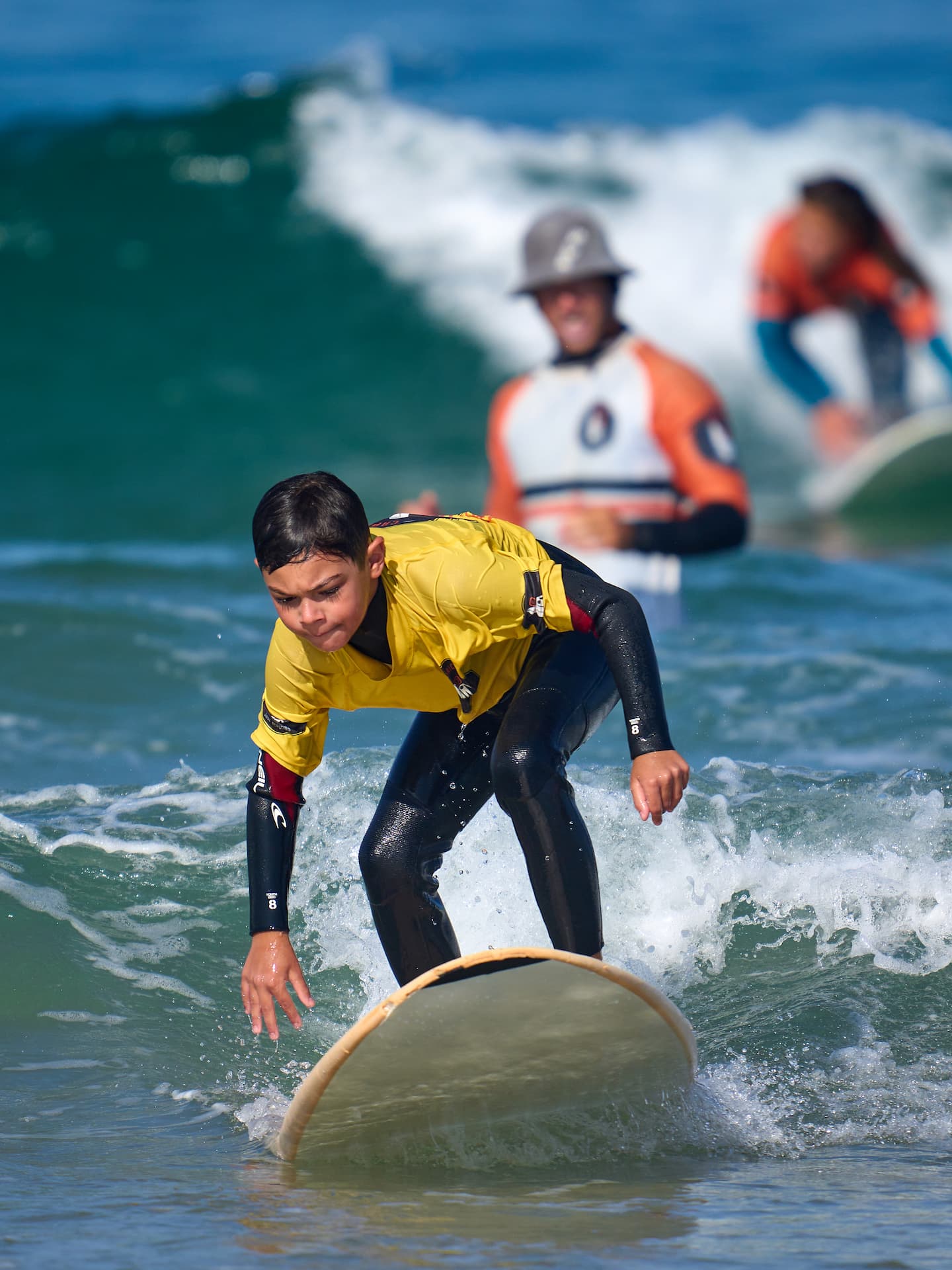 Surfing lessons in Caparica 