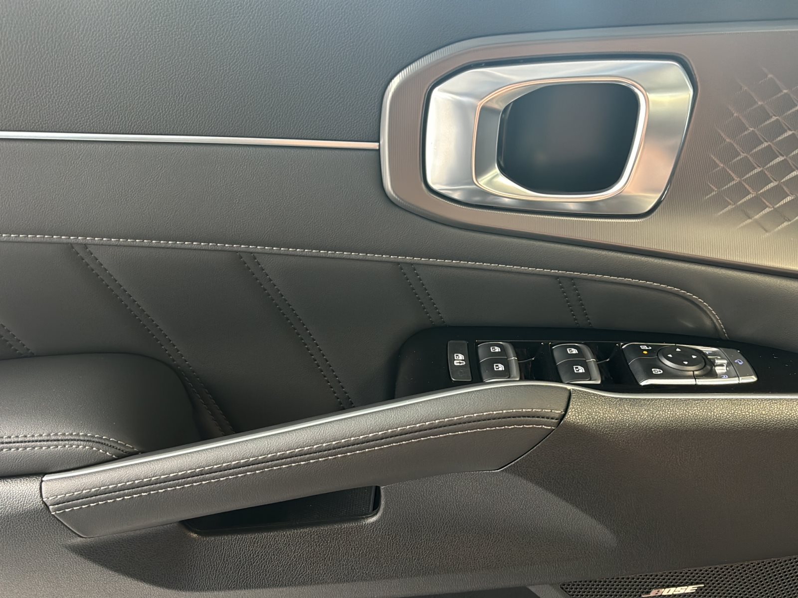 KIA Sorento 1.6T Plug-In-Hybrid PHEV Spirit FACELIFT — Miniatur 6