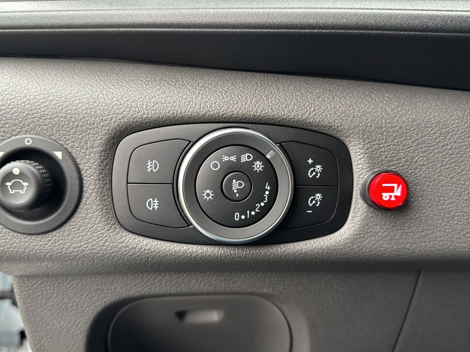 Ford Transit Fahrgestell 350 L4 (HD) Trend Kofferaufbau — Miniatur 7