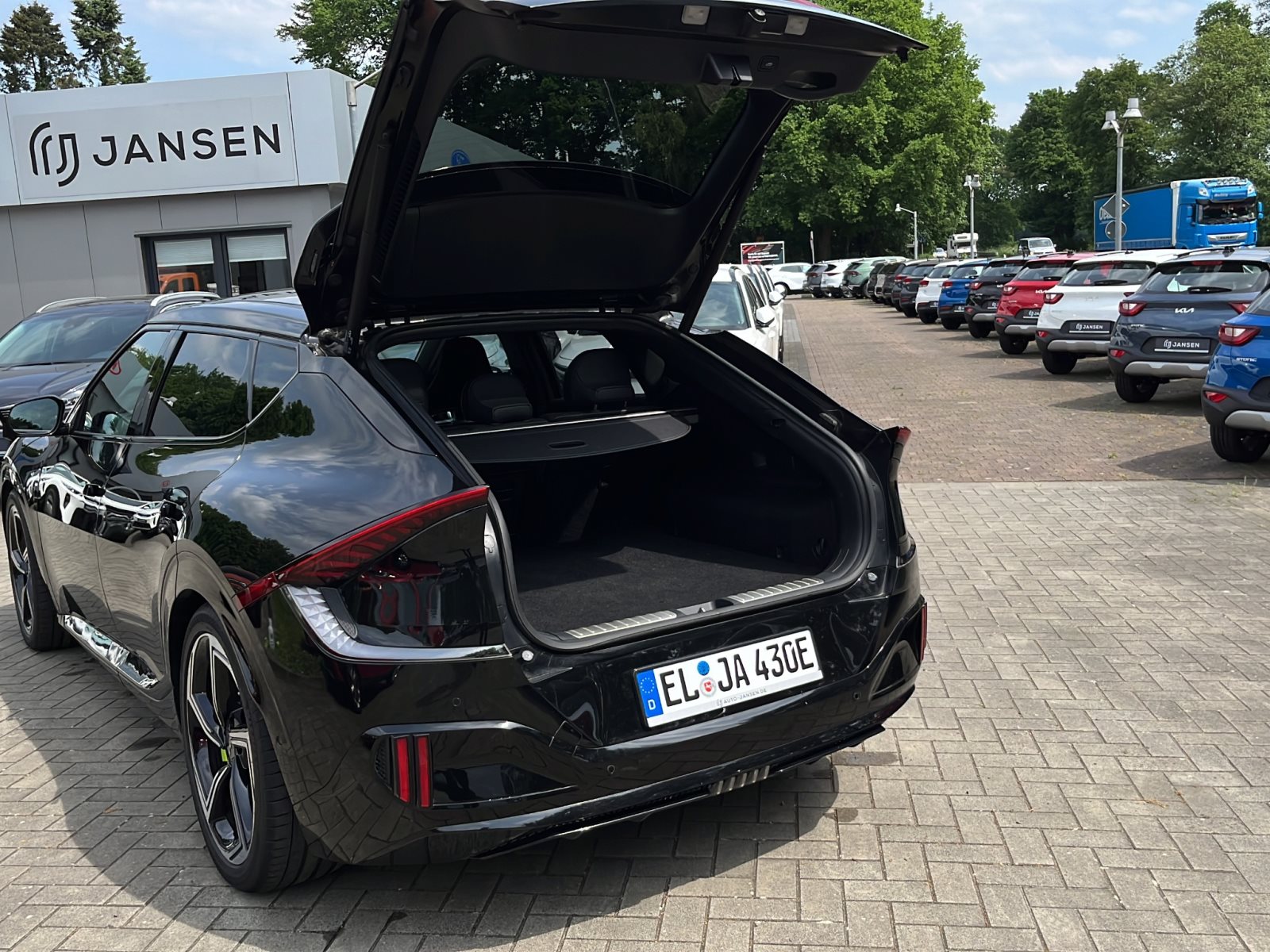KIA EV6 GT AWD *Tieferlegung*AHK* — Miniatur 8