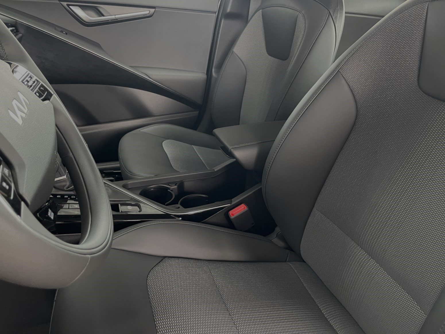 KIA Niro 1.6 HYBRID HEV DCT Vision — Miniatur 13