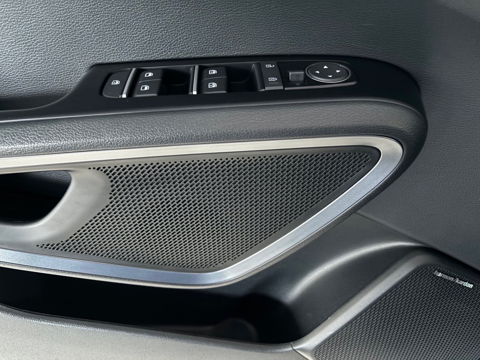 KIA Soul EV Vision *64kWh *3PH*452 KM WLTP* — Miniatur 3