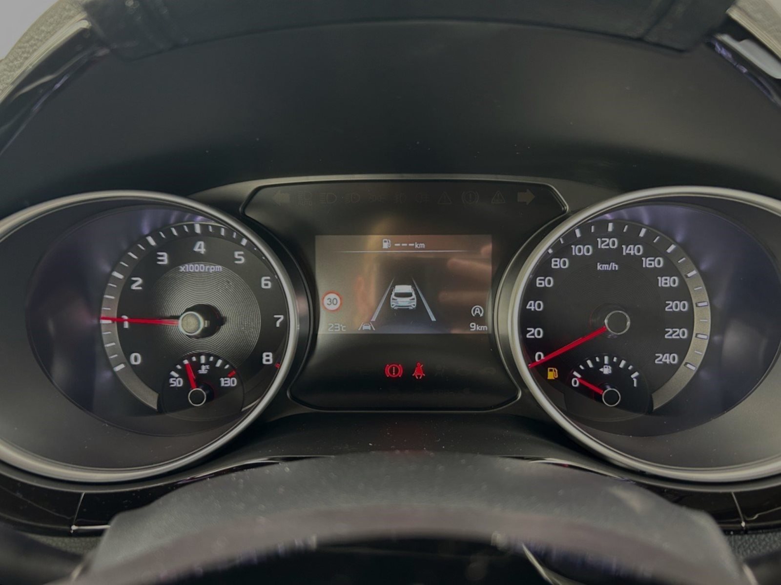 KIA XCeed 1.0-T Vision + Komfort -Paket — Miniatur 2