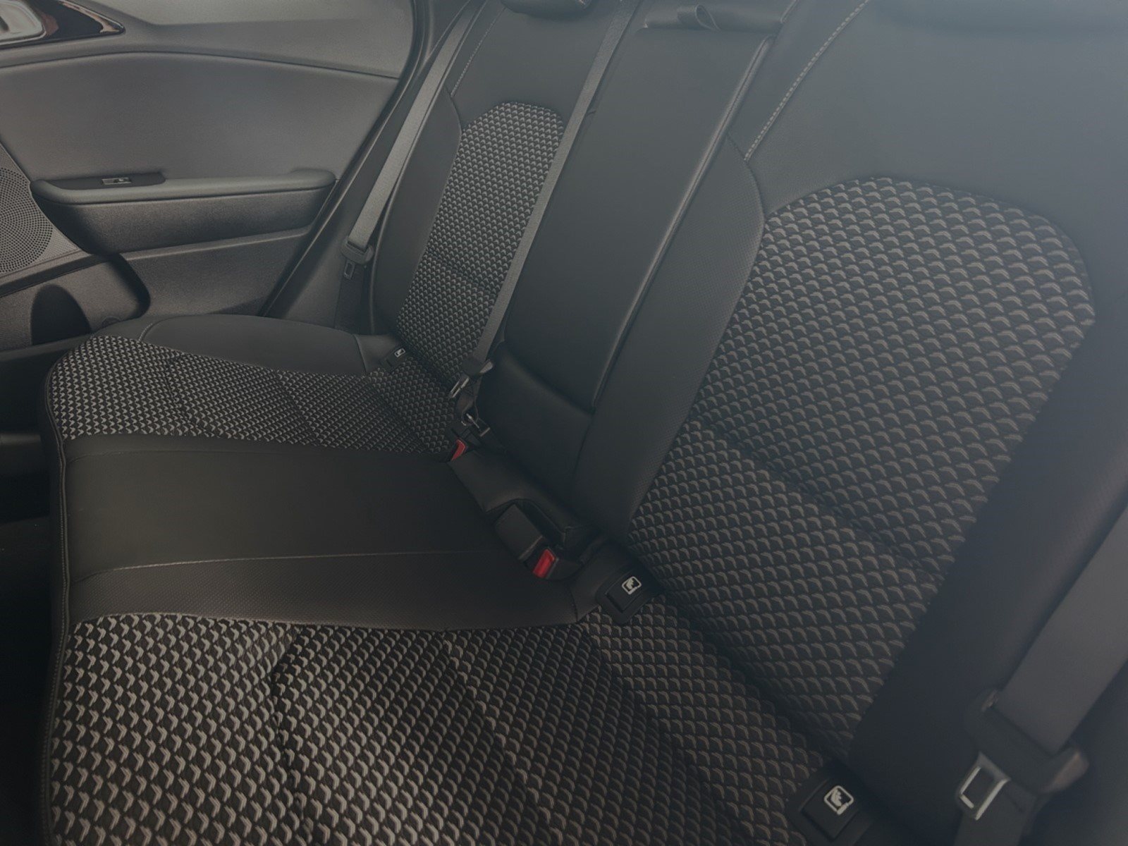 KIA XCeed 1.0-T Vision + Komfort -Paket — Miniatur 7