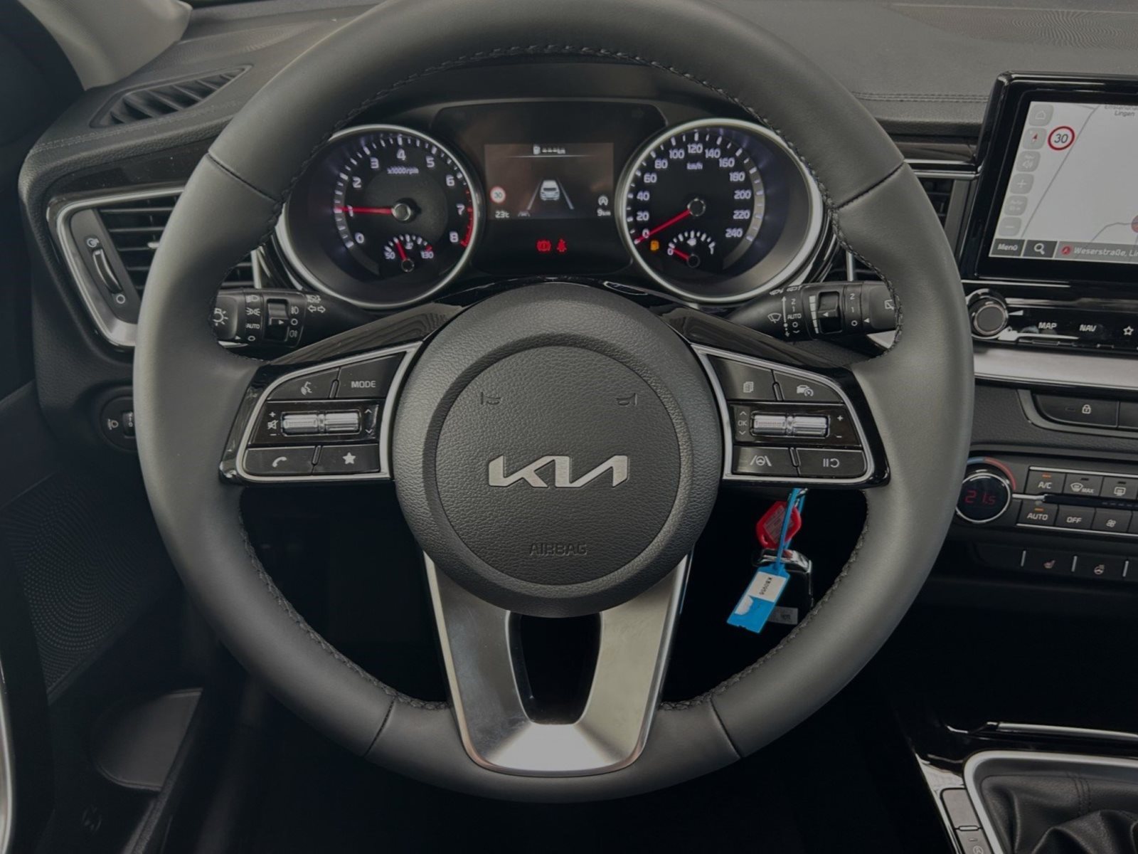 KIA XCeed 1.0-T Vision + Komfort -Paket — Miniatur 16