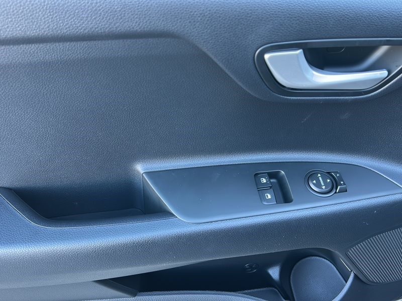 KIA Stonic 1.0i-Turbo Mild-Hybrid Safety Edition — Miniatur 6