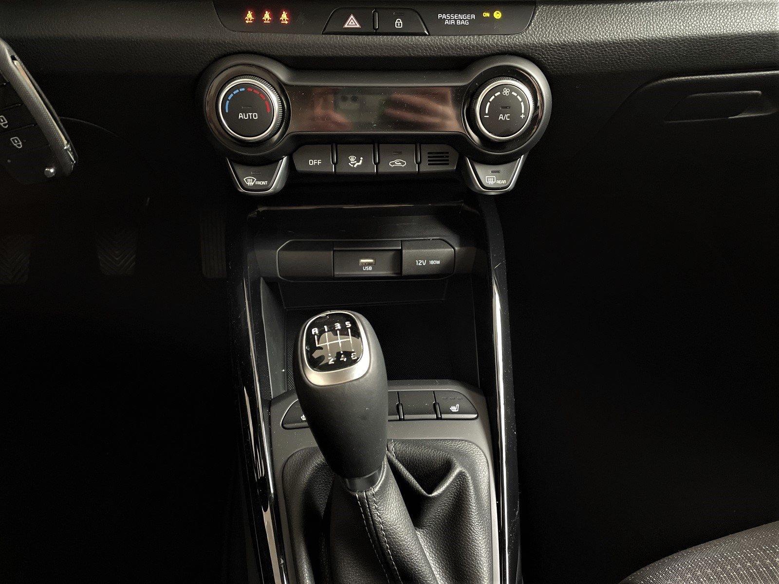 KIA Stonic 1.0-T Vision *Navi* — Miniatur 7