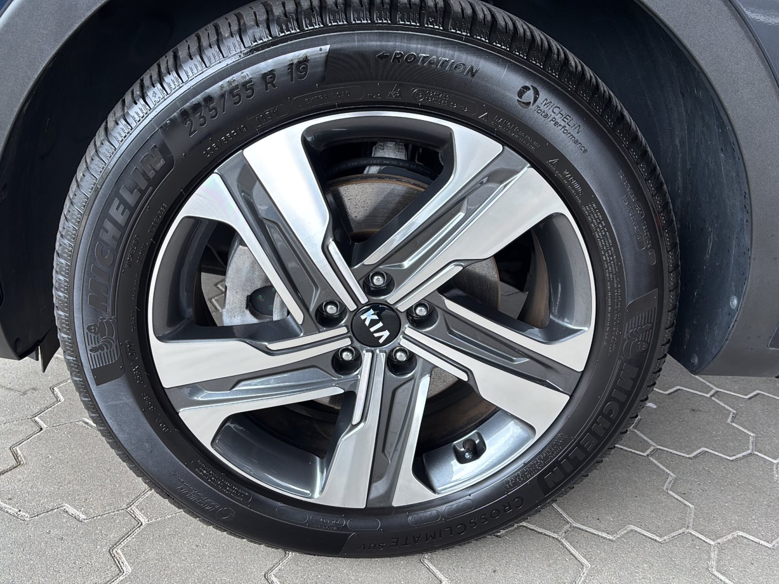 KIA Sorento 1.6-T Hybrid Spirit 2WD — Miniatur 21
