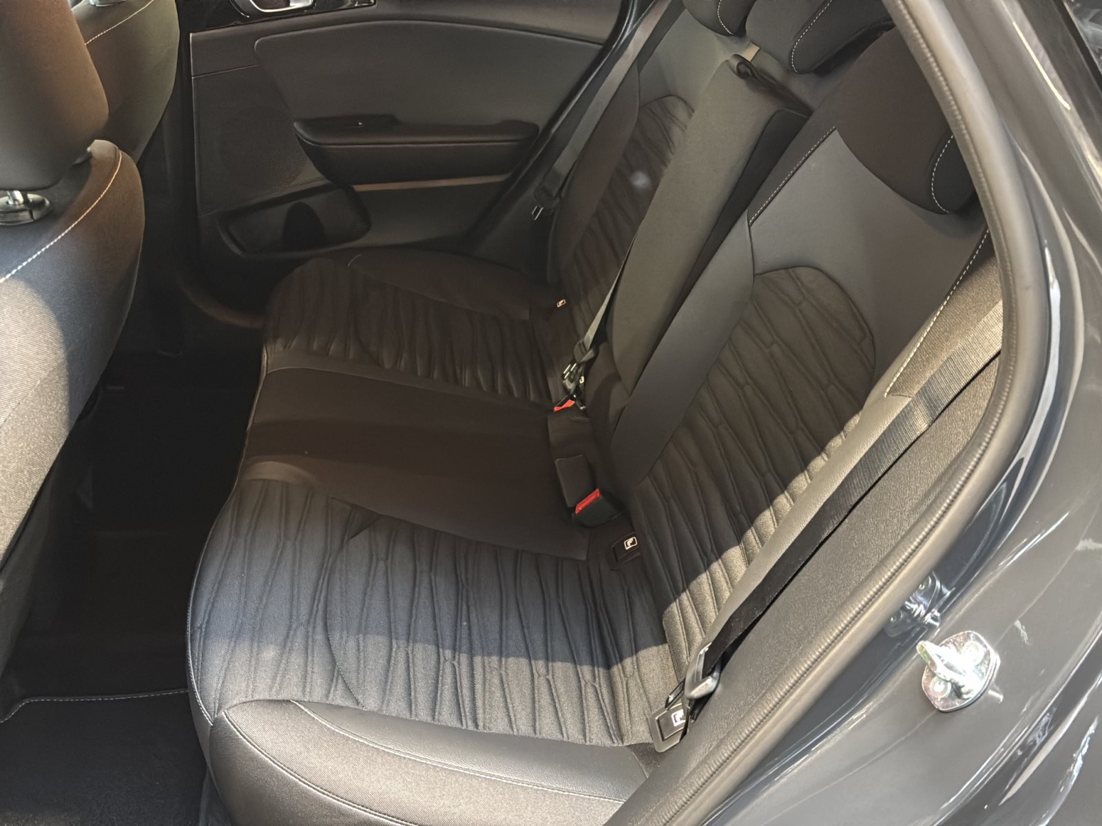 KIA XCeed 1.5 T-GDI DCT GT Line — Miniatur 3