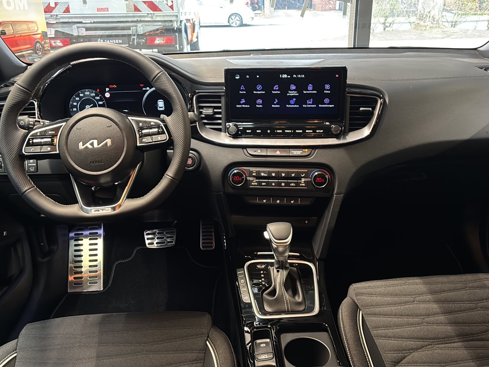 KIA XCeed 1.5 T-GDI DCT GT Line — Miniatur 5