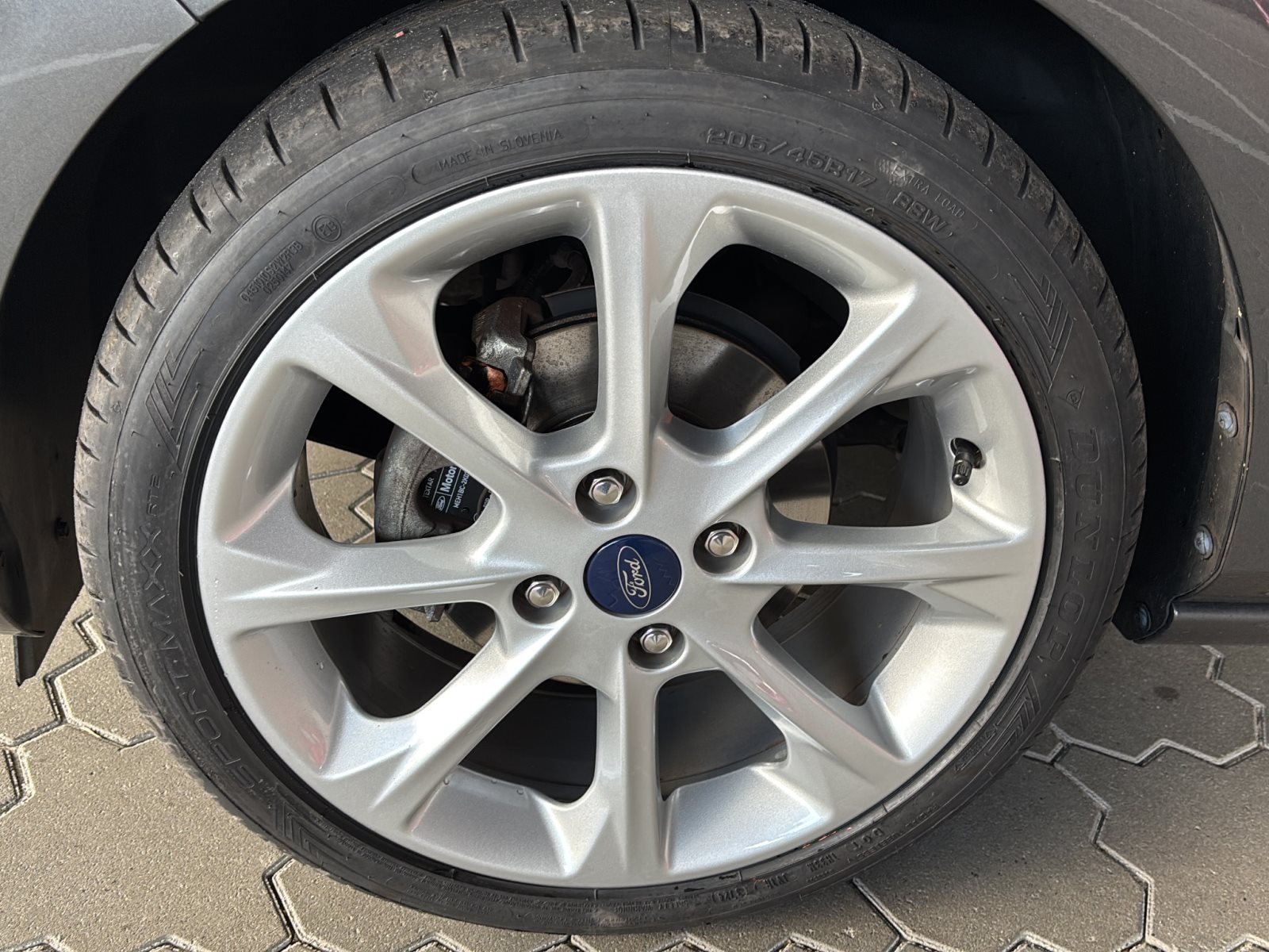 Ford Fiesta 1.0 Titanium *Panorama-Dach* — Miniatur 22