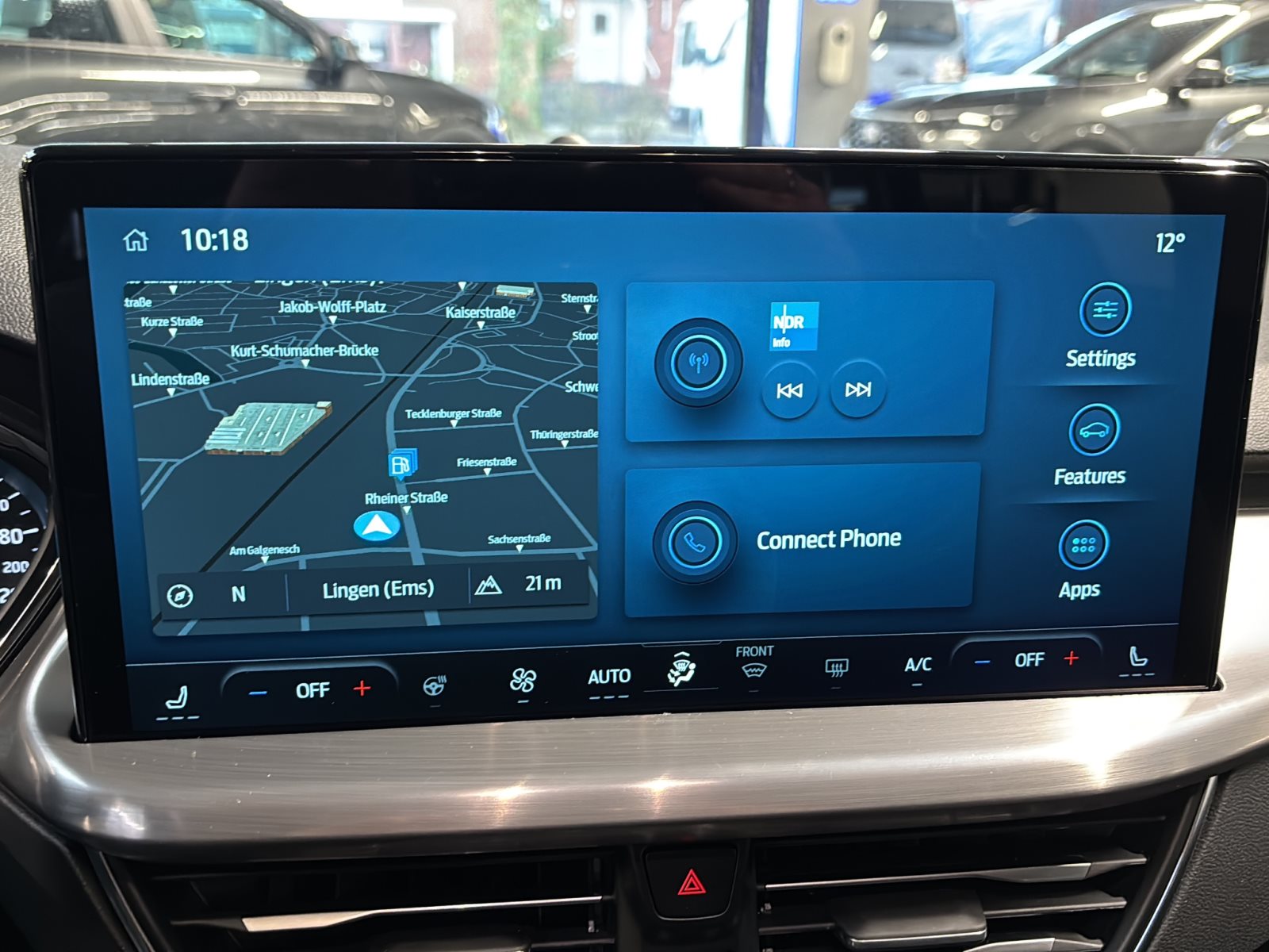 Ford Focus Turnier Titanium Edition Mild-Hybrid — Miniatur 6