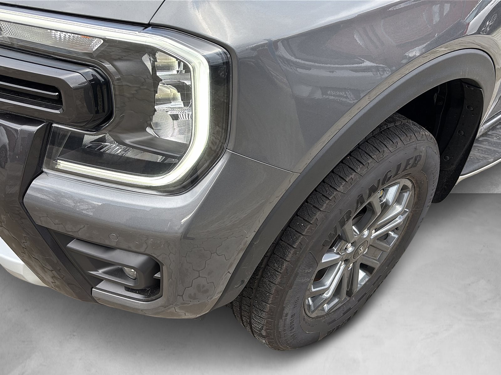 Ford Ranger Wildtrak e-4WD Doppelkabine — Miniatur 17