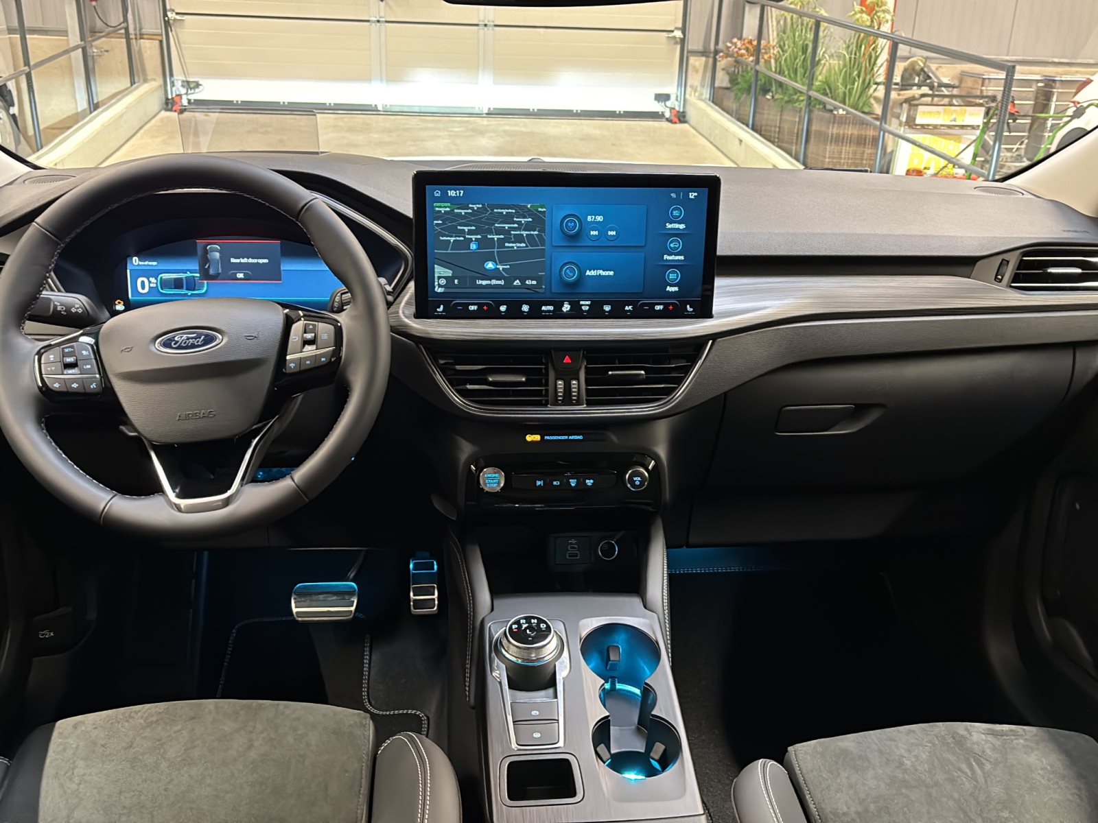 Ford Kuga Plug-In Hybrid Active X — Miniatur 5