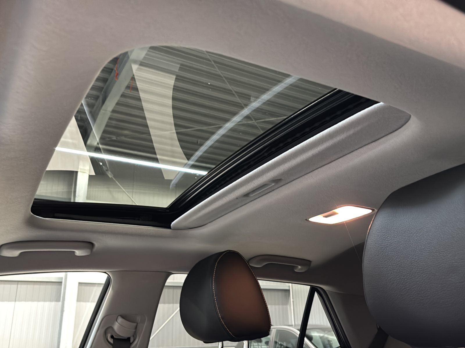 KIA Stonic GT Line 1.0 T-GDI 48V DCT7 — Miniatur 11