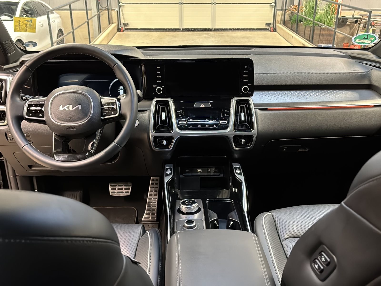 KIA Sorento 2.2D Spirit Premium 7S 4WD — Miniatur 5