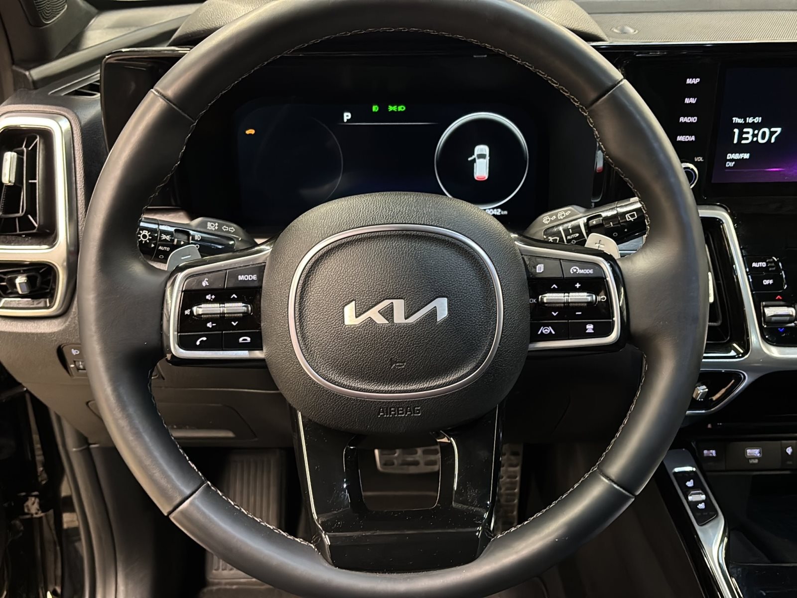 KIA Sorento 2.2D Spirit Premium 7S 4WD — Miniatur 13