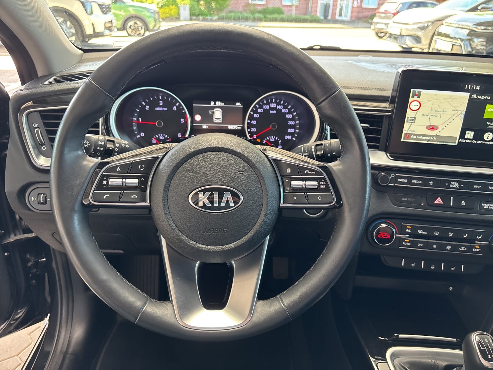 KIA Ceed 1.6 CRDI Spirit *Ganzjahresreifen* — Miniatur 8