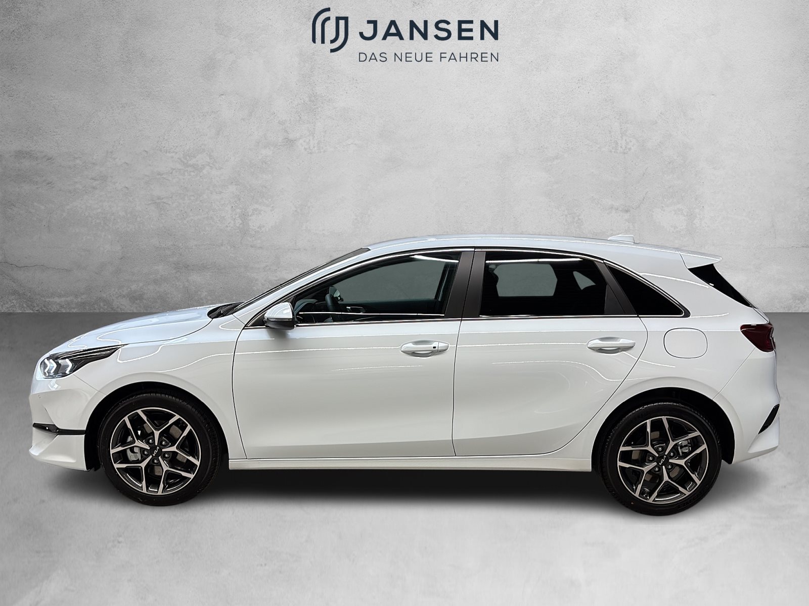 KIA Ceed Ultimate Edition 1.5T 48V DCT — Miniatur 12
